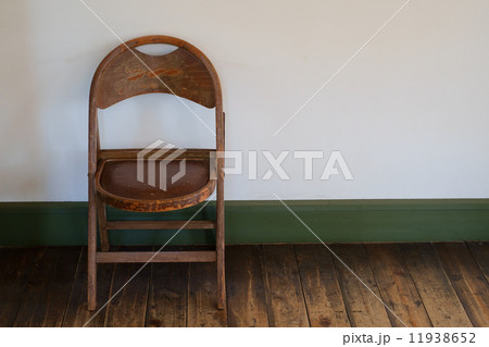 アンティーク　家具　洋館　建物　レトロ 11938652
