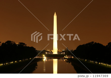 ワシントンD.C.のワシントン記念塔 11947369