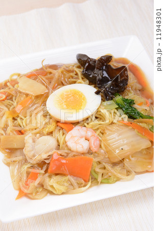 おいしい中華あんかけ五目やきそば おいしい中華あんかけ五目やきそば 11948301