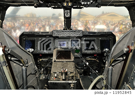 MV-22B オスプレイ コックピットの写真素材 [11952845] - PIXTA