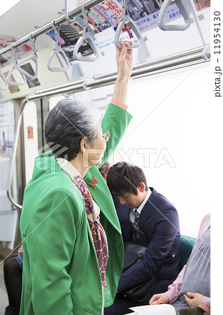 電車内イメージ 11954130