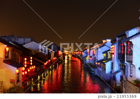 中国ツアー上海／蘇州／無錫の旅、美しき南禅寺古運河夜景 11955369