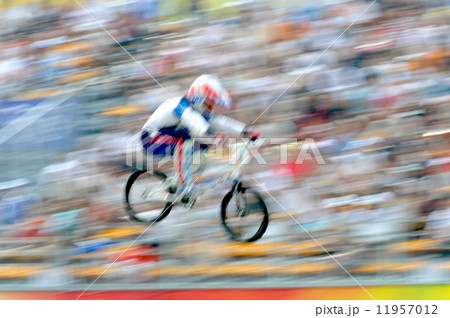 BMX 11957012
