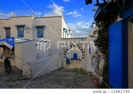 シディ・ブ・サイド シディ・ブ・サイド 11961740