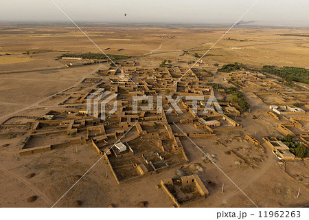 Maroc settlement in the desert near Marrakech aerial view Maroc settlement in the desert near Marrakech aerial view 11962263