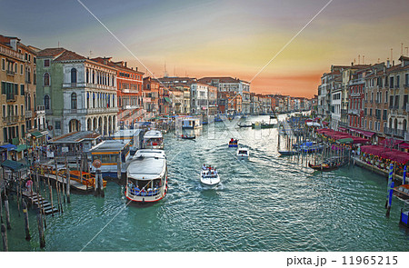 venice sunset view from rialto 11965215