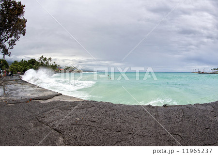 kona harbor sea waves in big island kona harbor sea waves in big island 11965237