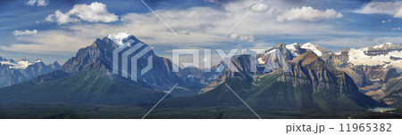 Banff park landscape 11965382