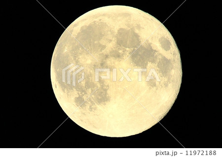 スーパームーン(満月） 11972188