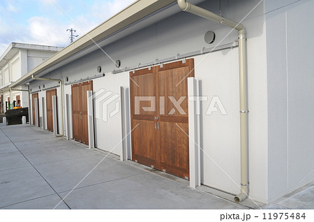 ある新設の漁具倉庫 11975484