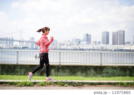 スポーツの秋 36 11975860