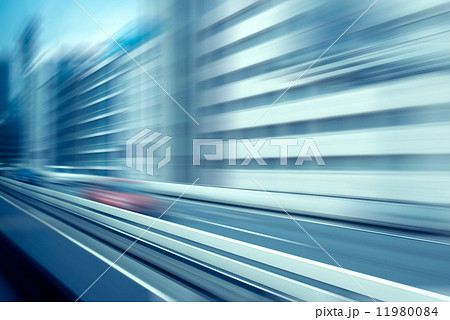 加速する都市　 11980084