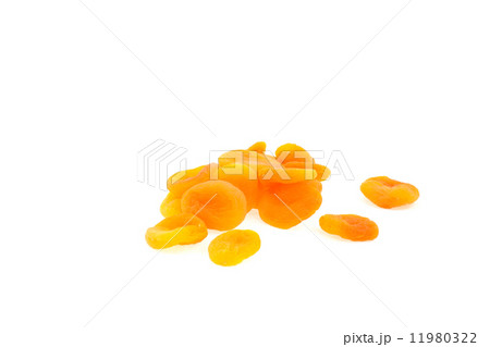 dried apricots 11980322