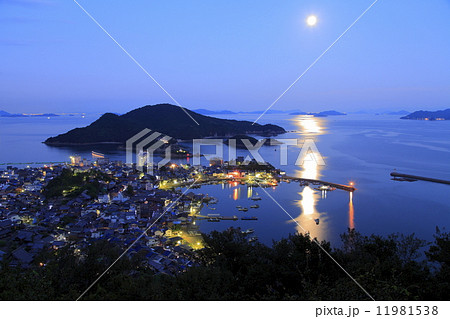 月明りと鞆の浦 11981538