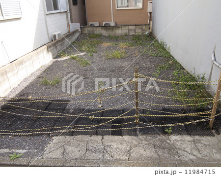 住宅街の空き地 住宅街の空き地 11984715