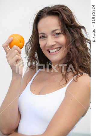 Woman and healthy food 11985524