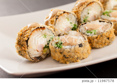 tasty sushi 11987578