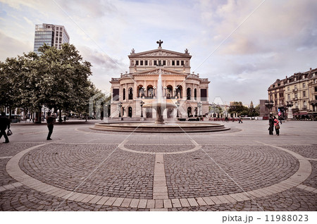 Frankfurt Opera 11988023