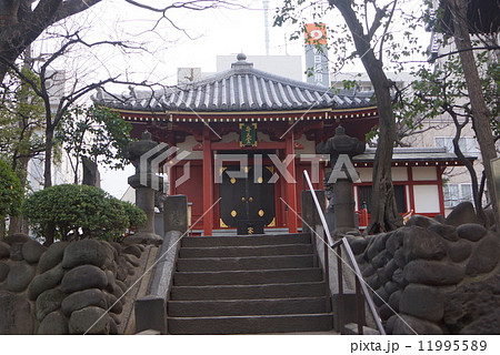 浅草 浅草寺 弁天堂の写真素材