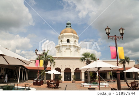 ショッピングモール 11997844