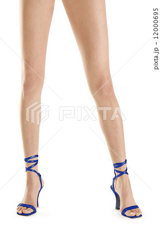女性の足 12000695