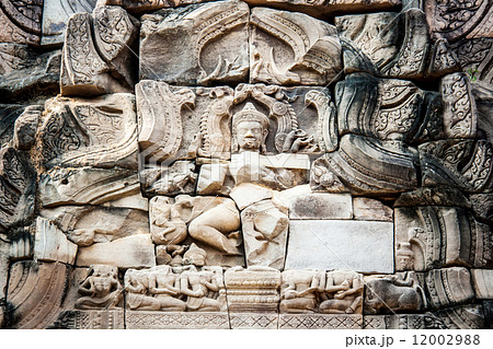 Narai lintel at Phimai castle 12002988