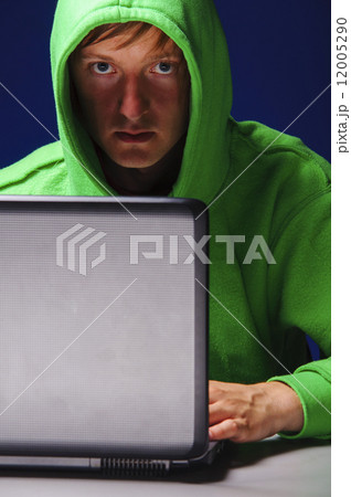 hacker. hacker. 12005290