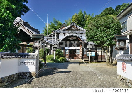 愛媛県・内子町の教会 愛媛県・内子町の教会 12007552