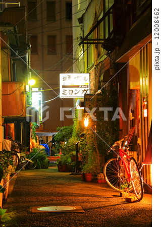 神保町の夜 神保町の夜 12008462