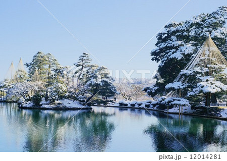 金沢の兼六園 12014281