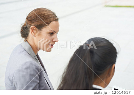 Working Together in the City 12014617