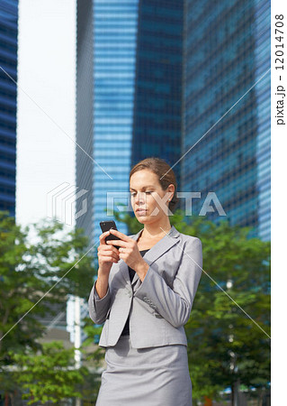 Lady in the City 12014708