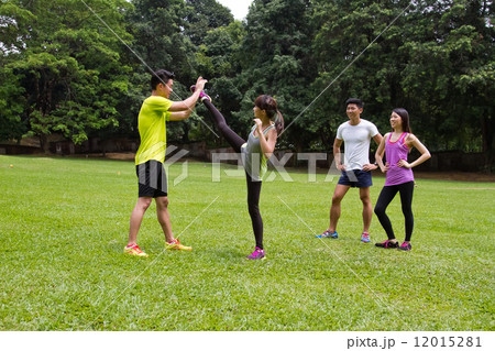 Man & Woman Sparring Man & Woman Sparring 12015281