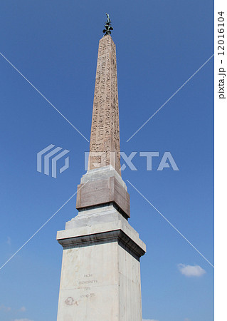 トリニタ・デイ・モンティのオベリスク(ローマ) トリニタ・デイ・モンティのオベリスク(ローマ) 12016104