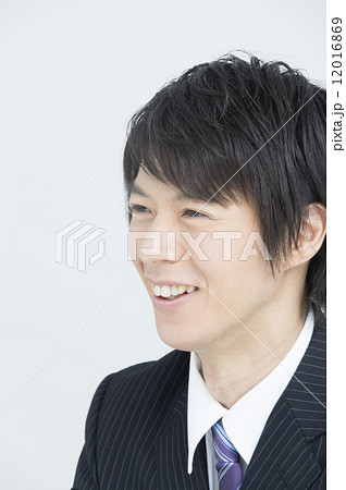 爽やか笑顔 12016869