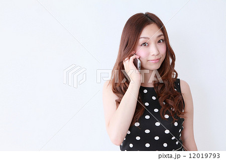 若い女性　汎用　イメージ 12019793