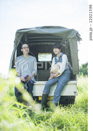 若者と農業 12021596