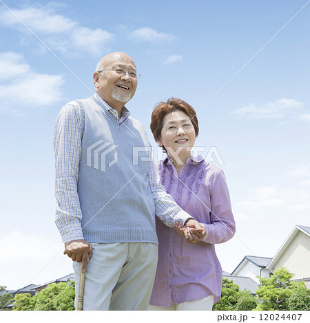 日本人の中高年夫婦 12024407