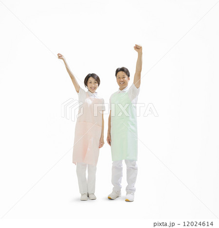 ガッツポーズをする看護士 12024614