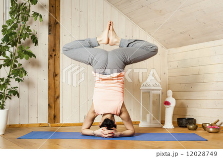 yoga woman 12028749