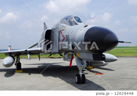 F4 12029448