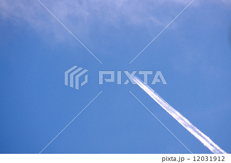 飛行機雲 12031912