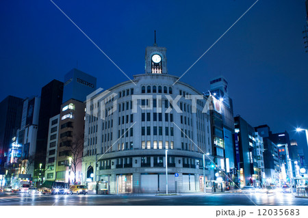 節電でネオンが消えた銀座 節電でネオンが消えた銀座 12035683