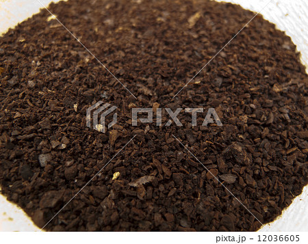 挽いたコーヒー豆 12036605