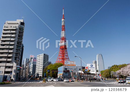 赤羽橋交差点と東京タワー 12036679