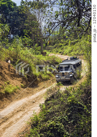 Jeep on Dirt Road 12040150