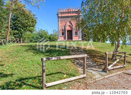 Small rural chapel in Italy. 12042703