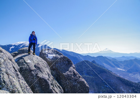 瑞牆山から見た富士山 12043304