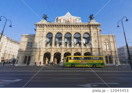 ウィーン国立歌劇場  Wiener Staatsoper（世界遺産　ウィーン旧市街）219 12045453