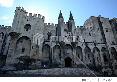 アヴィニヨンの旧法王庁 12047071